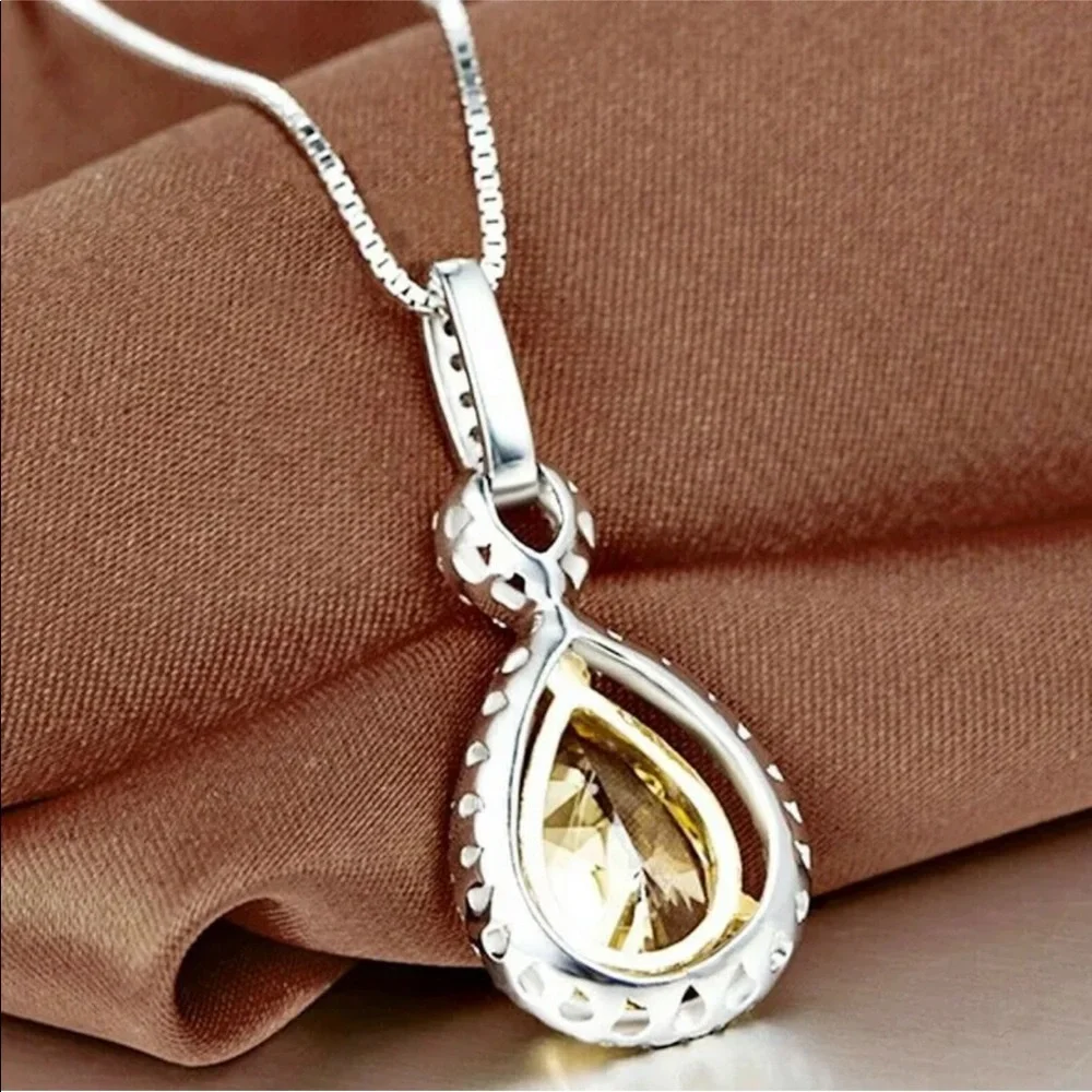 Stunning Citrine Yellow Diamond Silver Pendant Necklace